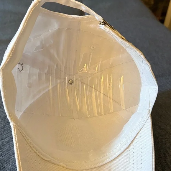 NWOT Japanese White Baseball Cap with Black Lettering. Unisex.